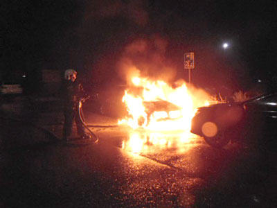 На ул.Грибоедова горел автомобиль 